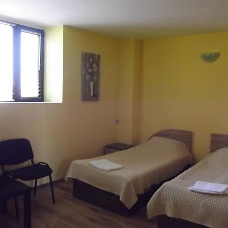 House For Guests And Friends Hotel Svishtov Exterior photo