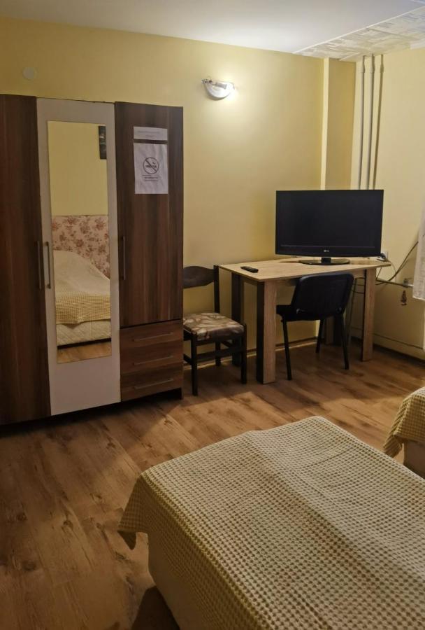 House For Guests And Friends Hotel Svishtov Exterior photo